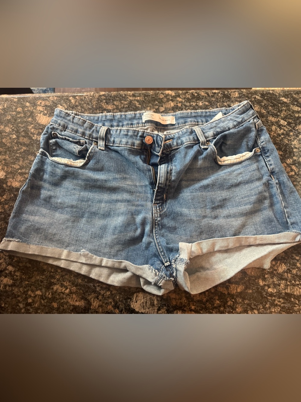 Levi’s Blue Denim Rolled-Hem Shorts